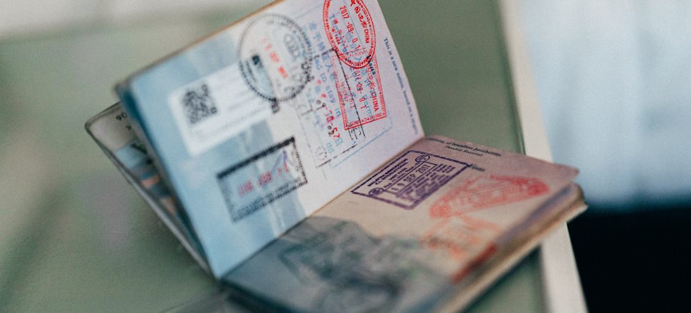 Neue Zusatzgebühr für US-Visa: „Visa Integrity Fee“ ab Oktober 2025 geplant